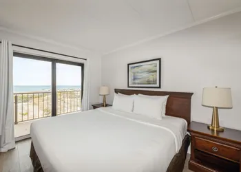 Marigot Beach Suites hotel thumbnail 8