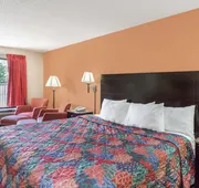 Days Inn by Wyndham Sanford hotel detail image 4