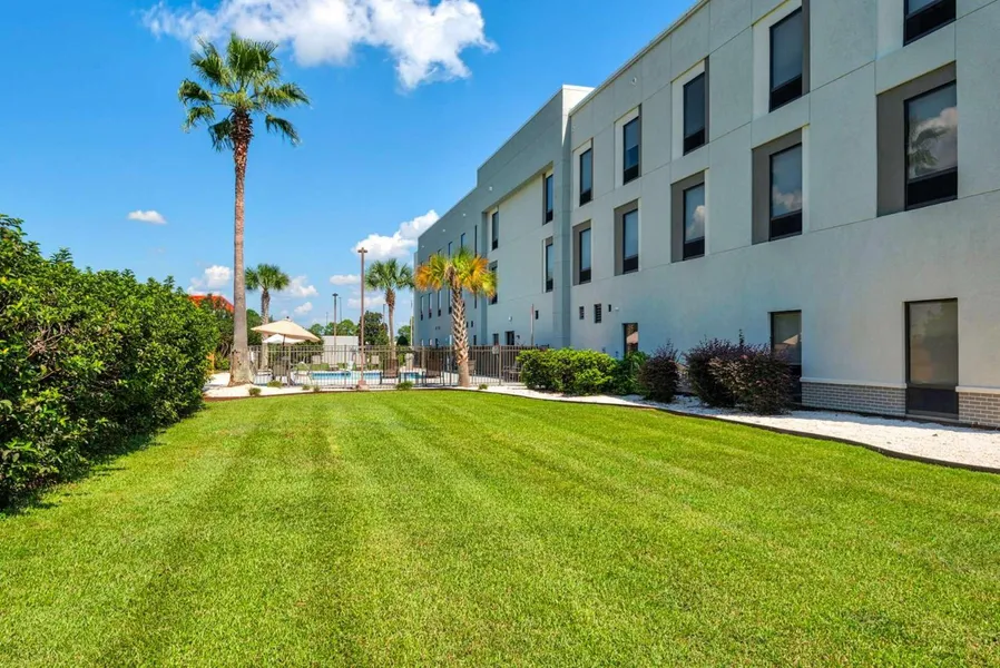 Hampton Inn & Suites Pensacola I-10 N at Univ. Town Plaza hotel detail image 6