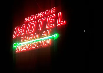 Monroe Motel Near Seattle Everett WA hotel thumbnail 2