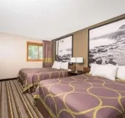 Super 8 by Wyndham St. Cloud hotel detail image 3
