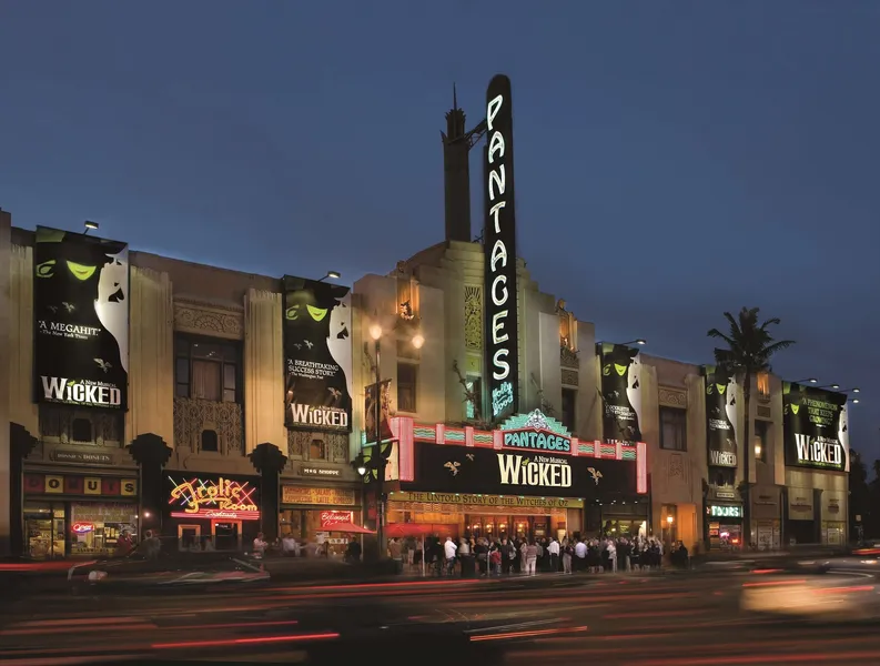 Hilton Los Angeles/Universal City hotel detail image 6