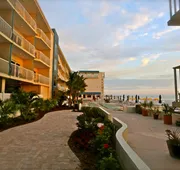 Shoreline Island Resort - Exclusively Adult hotel detail image 4