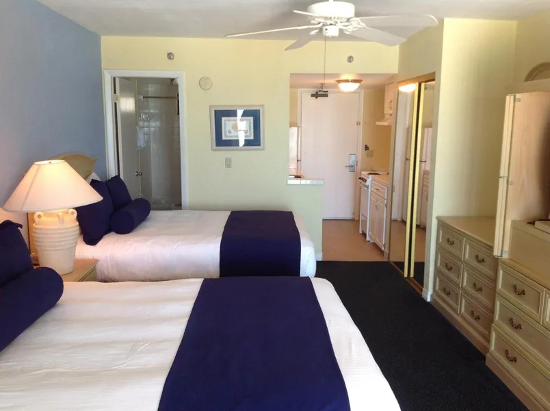 Shoreline Island Resort - Exclusively Adult hotel detail image 6