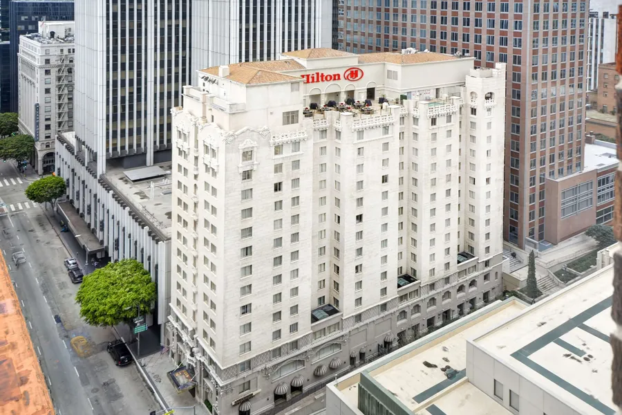 Hilton Checkers Los Angeles hotel detail image 6