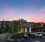 Holiday Inn Express Hotel & Suites Charleston-North by IHG hotel detail image 3