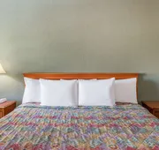 Knights Inn Plant City hotel detail image 4