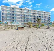 Holiday Inn Resort Oceanfront at Surfside Beach by IHG hotel detail image 7
