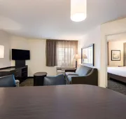 Sonesta Simply Suites Phoenix Glendale hotel detail image 3