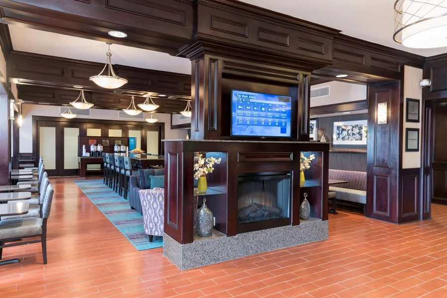 Hampton Inn Detroit/Roseville hotel detail image 6