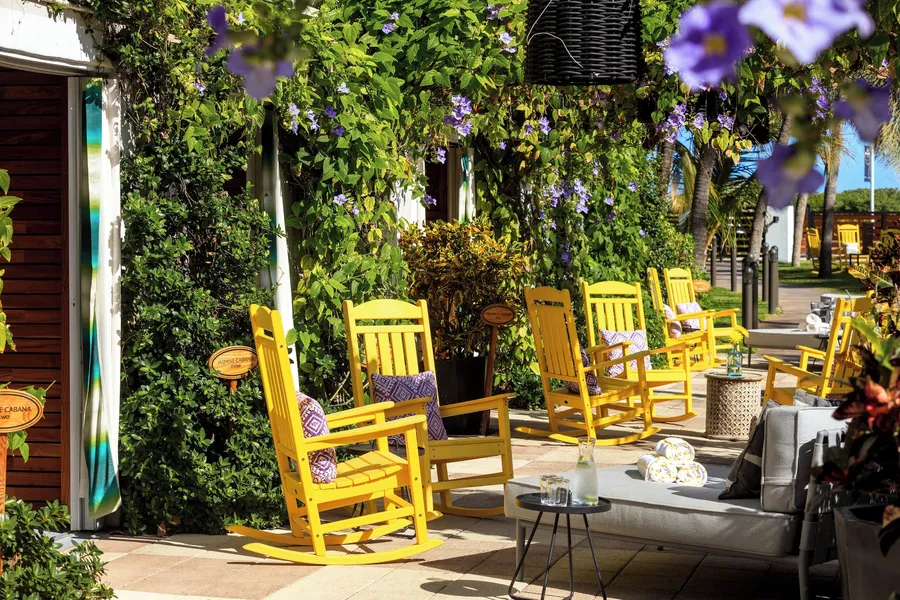 Kimpton Surfcomber Hotel by IHG hotel detail image 6