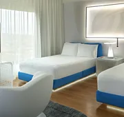 The Valorian Los Angeles, Curio Collection by Hilton hotel detail image 4