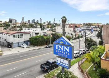 Hollywood Inn Express South hotel thumbnail 7