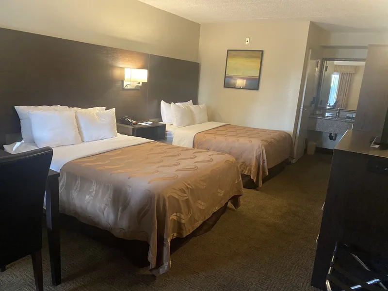 Quality Inn Riverside near UCR and Downtown hotel detail image 6
