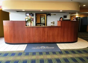 Howard Johnson by Wyndham Denver West hotel thumbnail 7