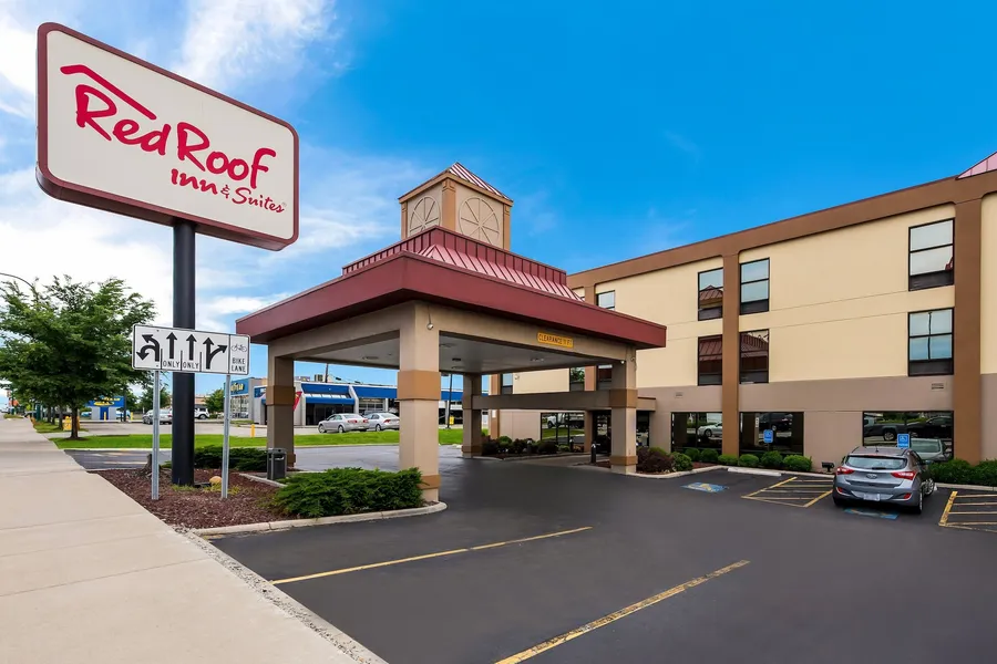 Red Roof Inn & Suites Columbus - West Broad hotel detail image 6