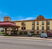 Red Roof Inn & Suites Columbus - West Broad hotel detail image 7