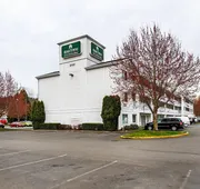 HomeTowne Studios by Red Roof Tacoma - Puyallup hotel detail image 5