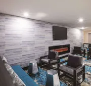 La Quinta Inn & Suites by Wyndham Walker - Denham Springs hotel detail image 5