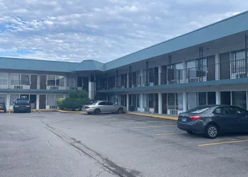 Suburban Studios Cookeville Tn hotel thumbnail 3