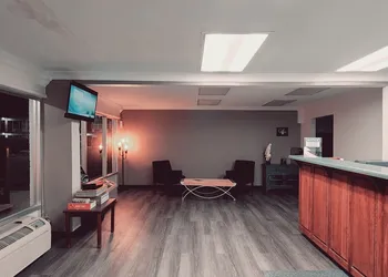 Suburban Studios Cookeville Tn hotel thumbnail 6