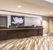 La Quinta Inn & Suites by Wyndham Univ Area Chapel Hill hotel detail image 7
