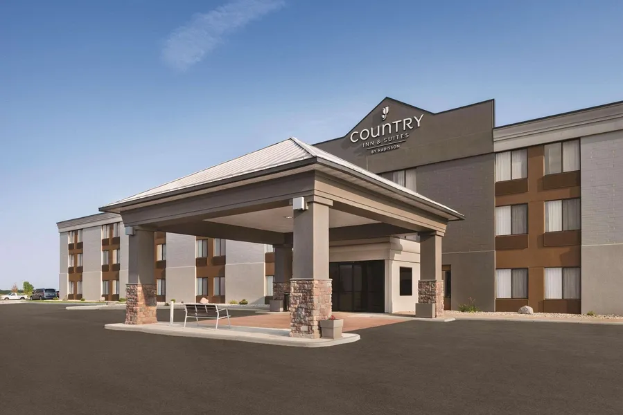 Country Inn & Suites by Radisson, Mt. Pleasant-Racine West, WI hotel detail image 2