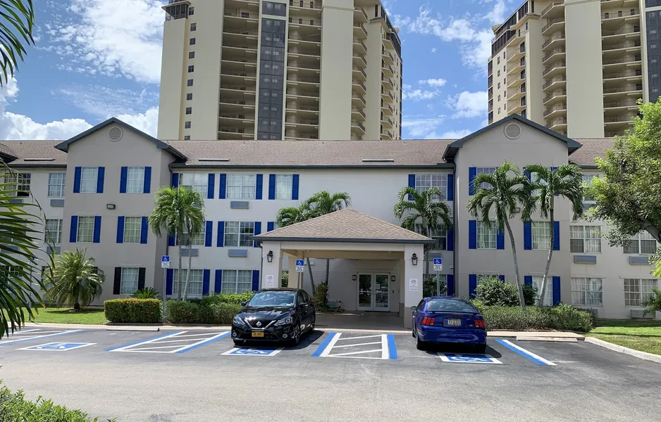 InTown Suites Extended Stay Fort Myers hotel detail image 2