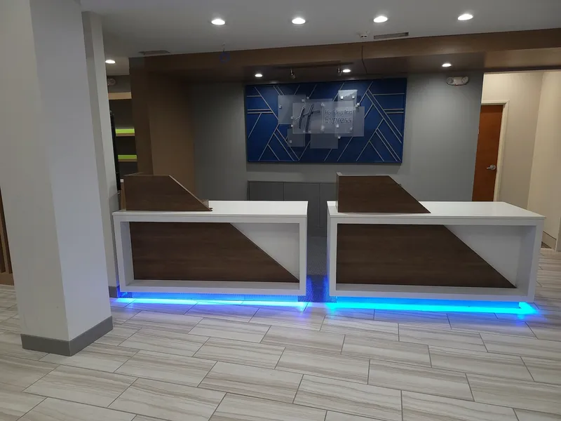 Holiday Inn Express Hotels and Suites Dayton North Tipp City by IHG hotel detail image 6