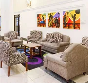 Wyndham Garden Hotel Baronne Plaza hotel detail image 3