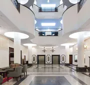 Wyndham Garden Hotel Baronne Plaza hotel detail image 4