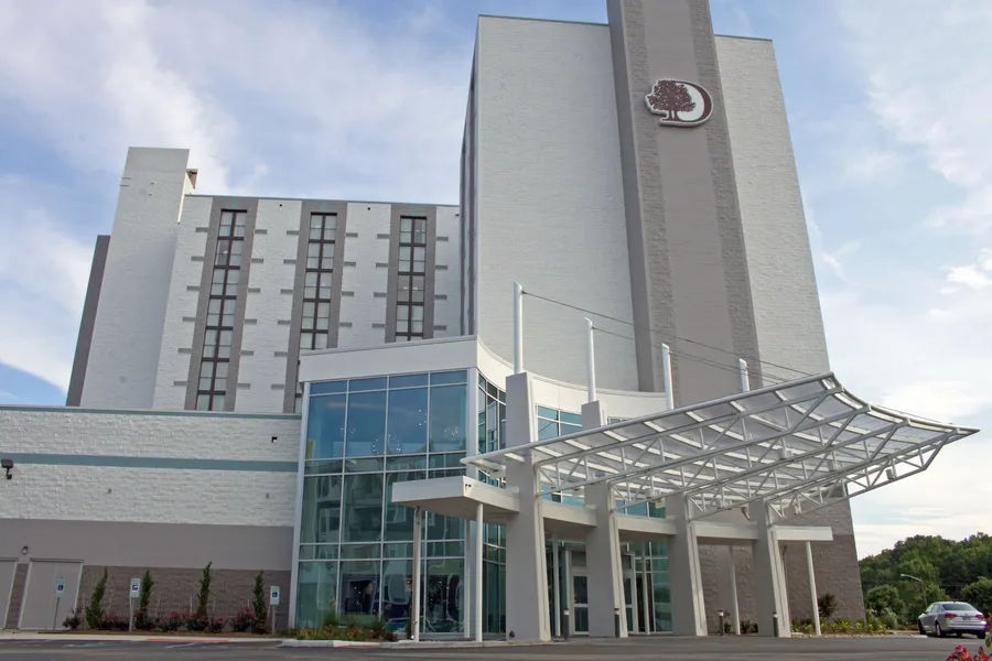 DoubleTree by Hilton Virginia Beach hotel detail image 2