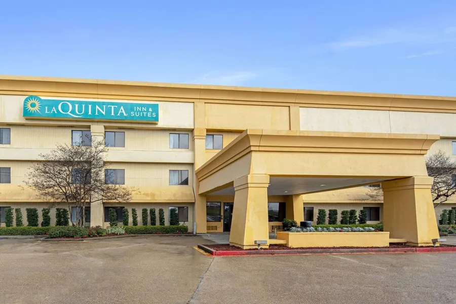 La Quinta Inn & Suites by Wyndham Baton Rouge Siegen Lane hotel detail image 2