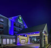 Holiday Inn Express Atlanta West - Theme Park Area by IHG hotel detail image 5