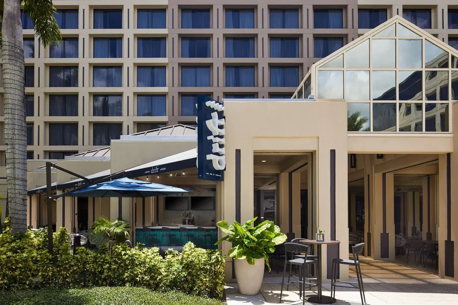Boca Raton Marriott at Boca Center hotel detail image 2
