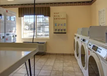 InTown Suites Extended Stay Atlanta GA - Snellville hotel thumbnail 2