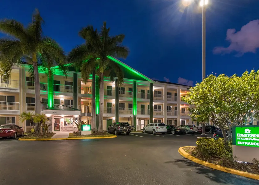 HomeTowne Studios by Red Roof Fort Lauderdale hotel detail image 2
