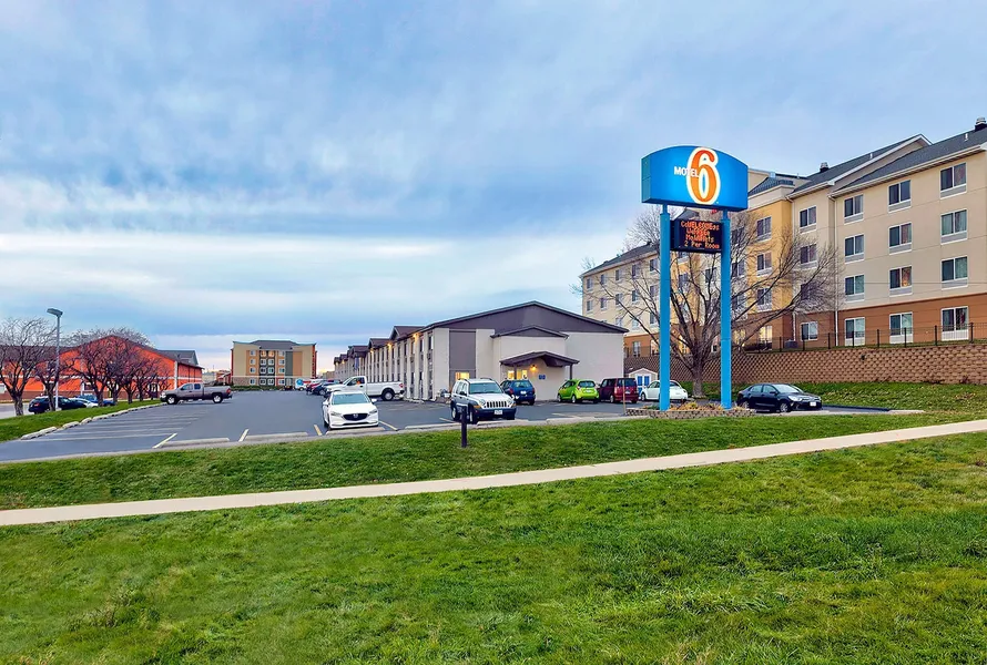 Motel 6 Cedar Rapids, IA - Airport hotel detail image 2