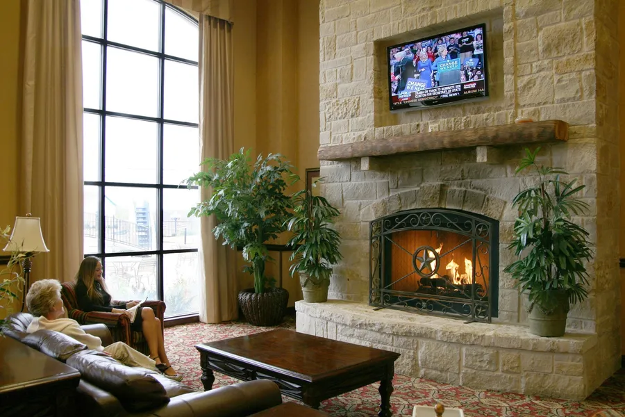 Hampton Inn & Suites Fredericksburg hotel detail image 6