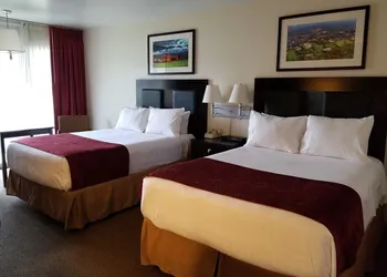Ramada by Wyndham Washington hotel thumbnail 4
