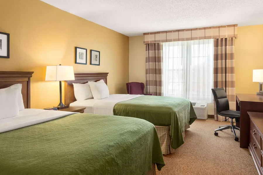 Country Inn & Suites by Radisson, Salina, KS hotel detail image 6