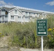 Newport Beach Hotel & Suites hotel detail image 5