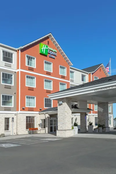 Holiday Inn Express Hotel & Suites Seaside-Convention Center by IHG hotel detail image 2