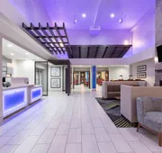 Holiday Inn Express Hotel & Suites Seaside-Convention Center by IHG hotel detail image 7