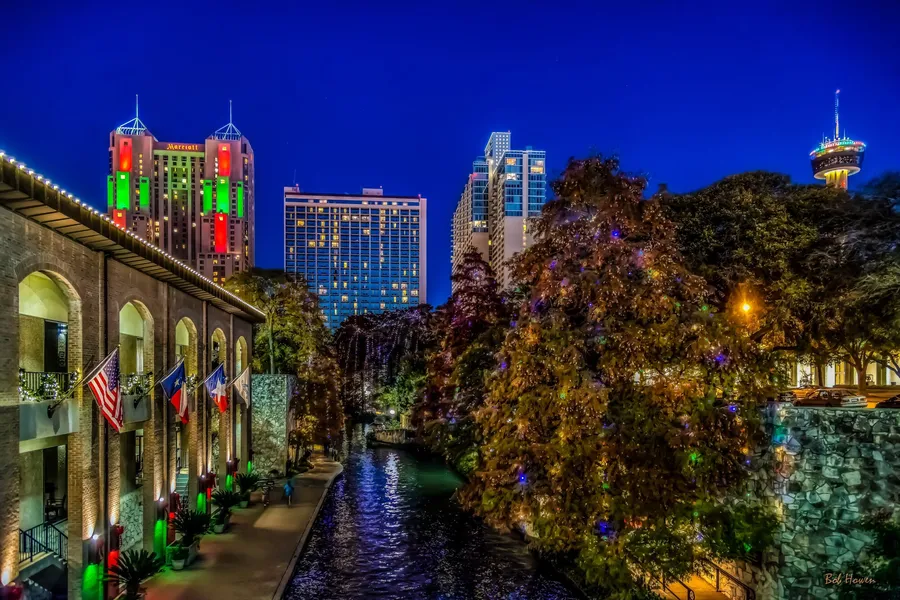 Marriott San Antonio Riverwalk hotel detail image 2
