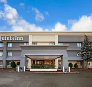 La Quinta Inn by Wyndham Detroit Canton hotel detail image 4