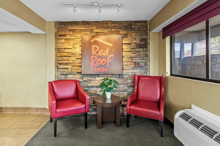 Red Roof Inn Dayton North Airport hotel detail image 2