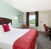 Ramada by Wyndham Pelham hotel detail image 7