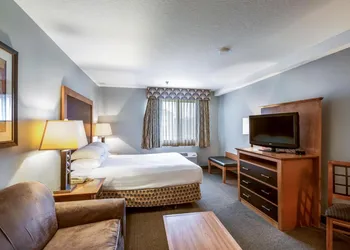 Inn and Suites Seaside hotel thumbnail 8