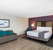 La Quinta Inn & Suites by Wyndham Las Vegas Nellis hotel detail image 5